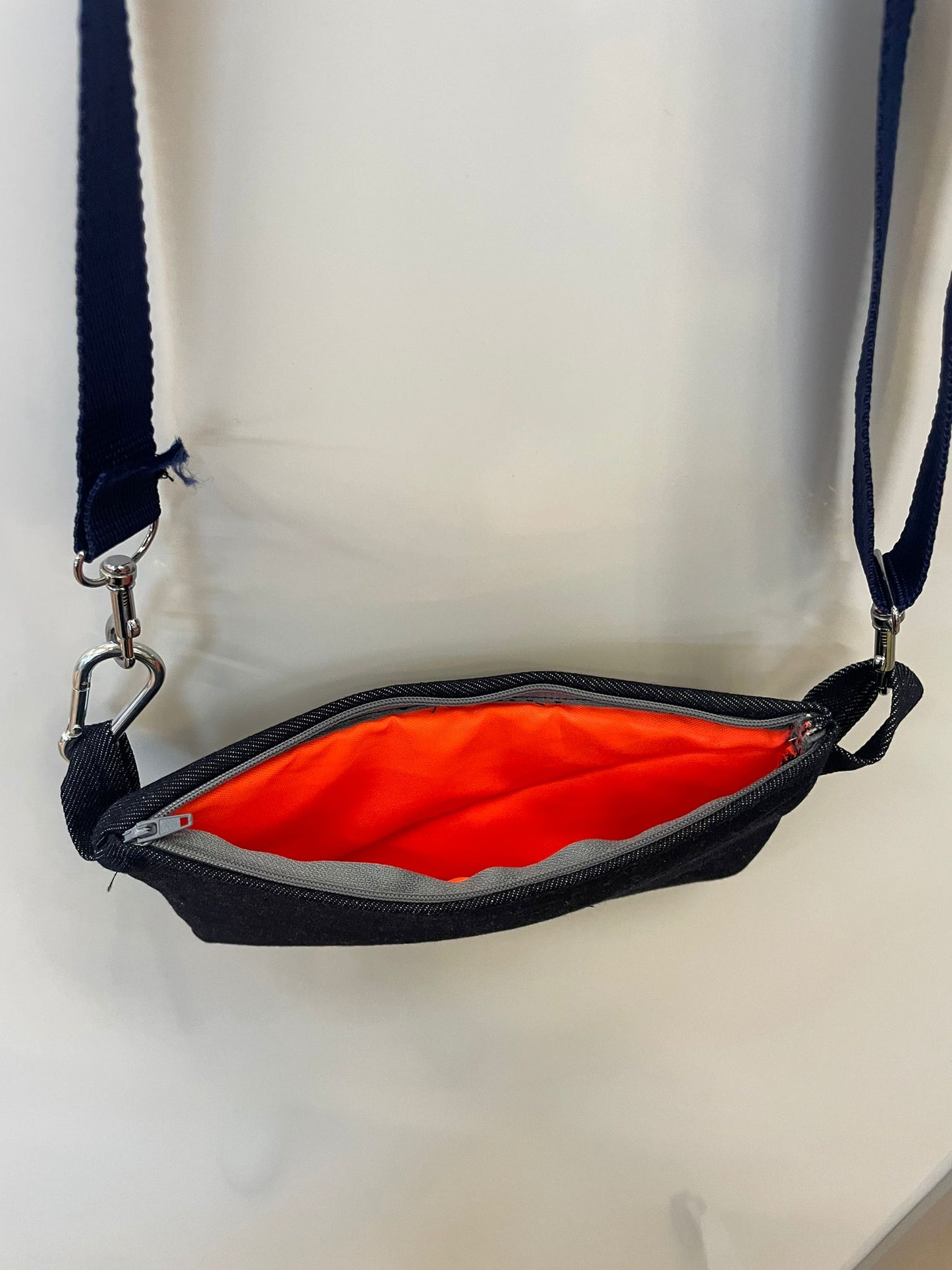 The Pochette (gevoerd)